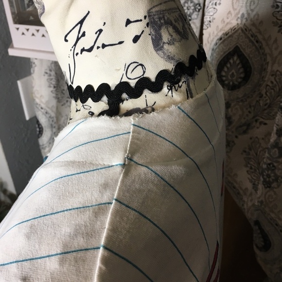 Vintage FAO SCHWARZ team FAO Schwarz pin striped baseball jersey inspired shirt. - Picture 9 of 10